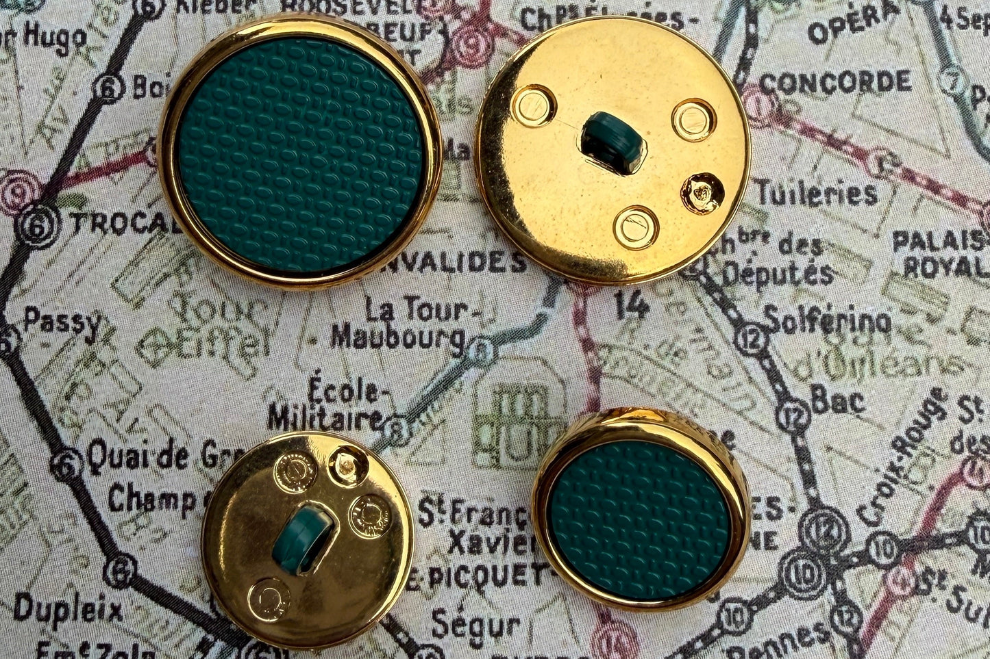 Perfect Green Shank Button with Gold Edge (2 Sizes)
