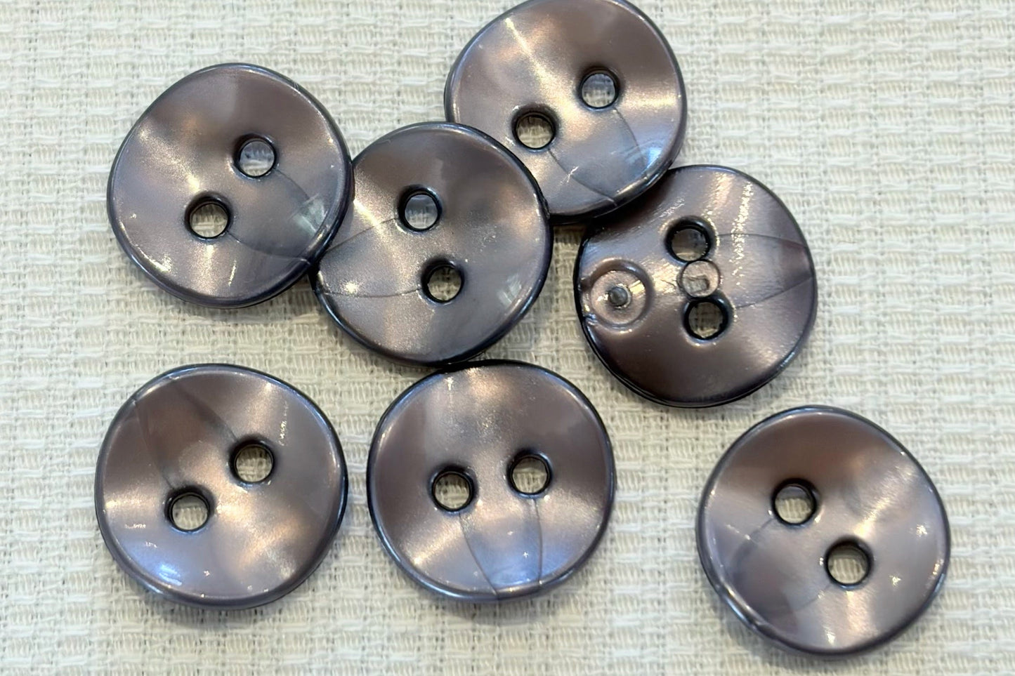 Wavy Plastic Shirt Button (Five Colours)